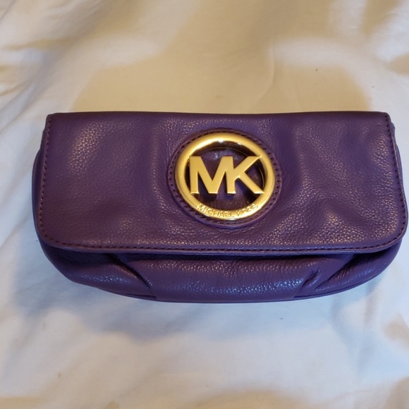 Michael Kors Handbags - 💣 $39👉LOWEST PRICE👈AUTHENTIC  LG MK WRISTLET